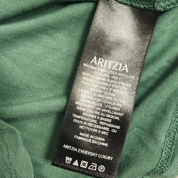 Aritzia Babaton Green Streamline Long Sleeve Top Size M Stretchy Soft Romantic - Picture 10 of 13